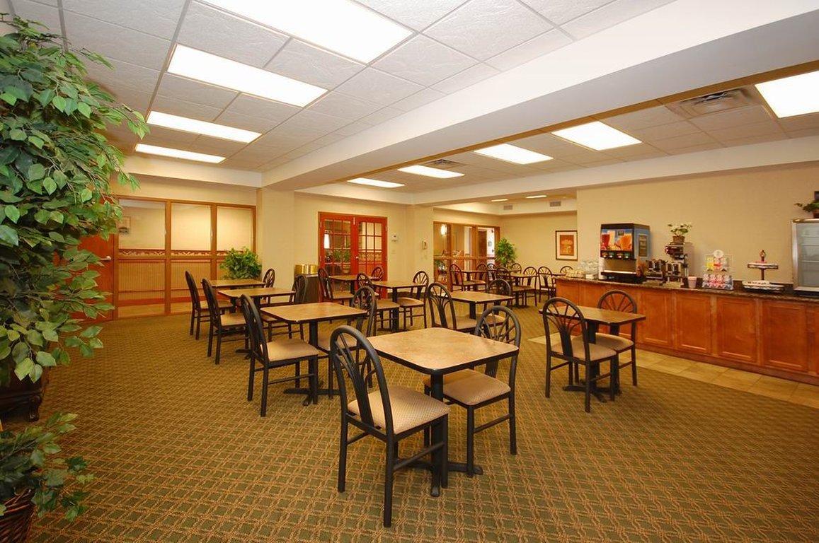 Best Western Plus Midwest City Inn & Suites Eksteriør bilde
